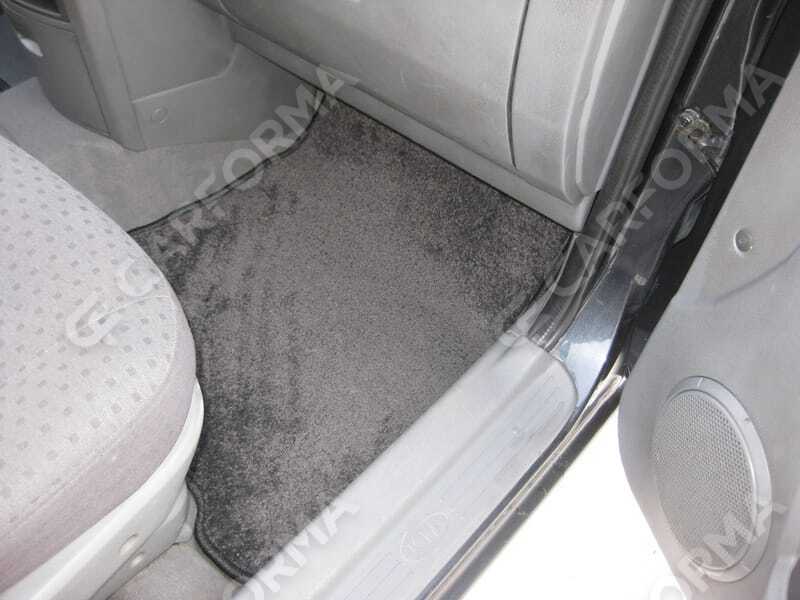 Ворсовые коврики на KIA Carens I 1999&nbsp;-&nbsp;2006 в Хабаровске