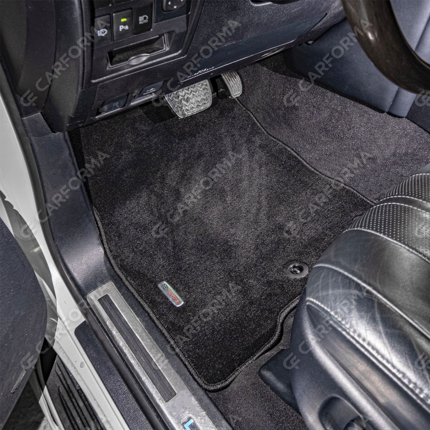 Коврики на Toyota Land Cruiser 200 2007&nbsp;-&nbsp;2021 в Хабаровске