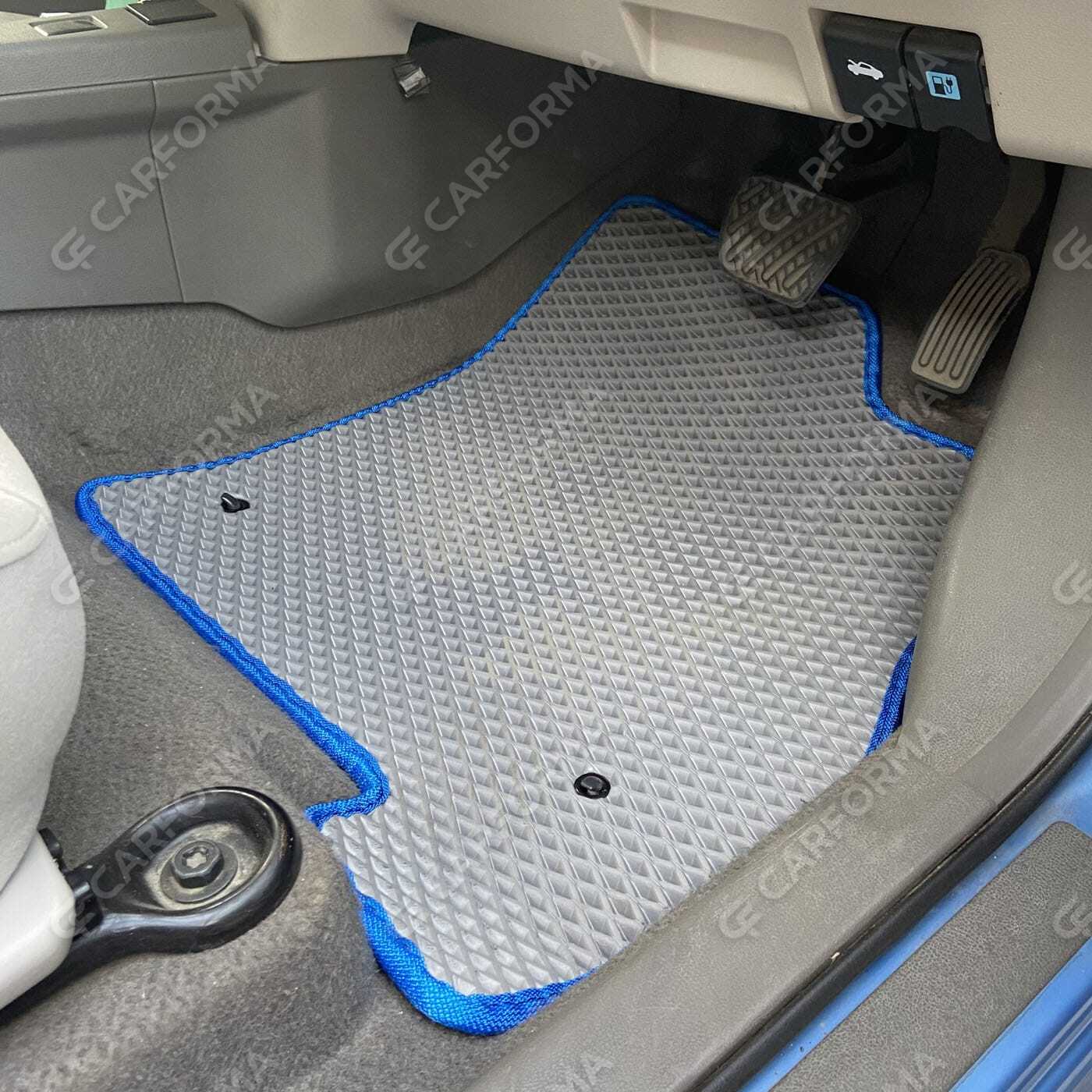 Коврики на Nissan Leaf (ZE0) 2009&nbsp;-&nbsp;2012 в Хабаровске