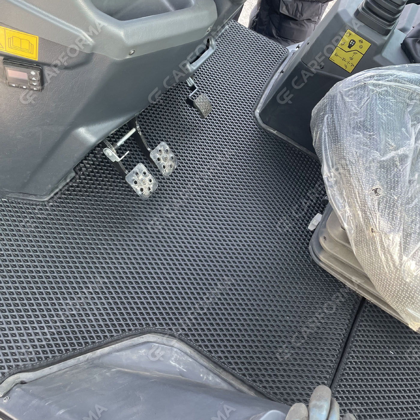 EVA коврики на Спецтехника Экскаватор-погрузчик Cukurova 888  в Хабаровске