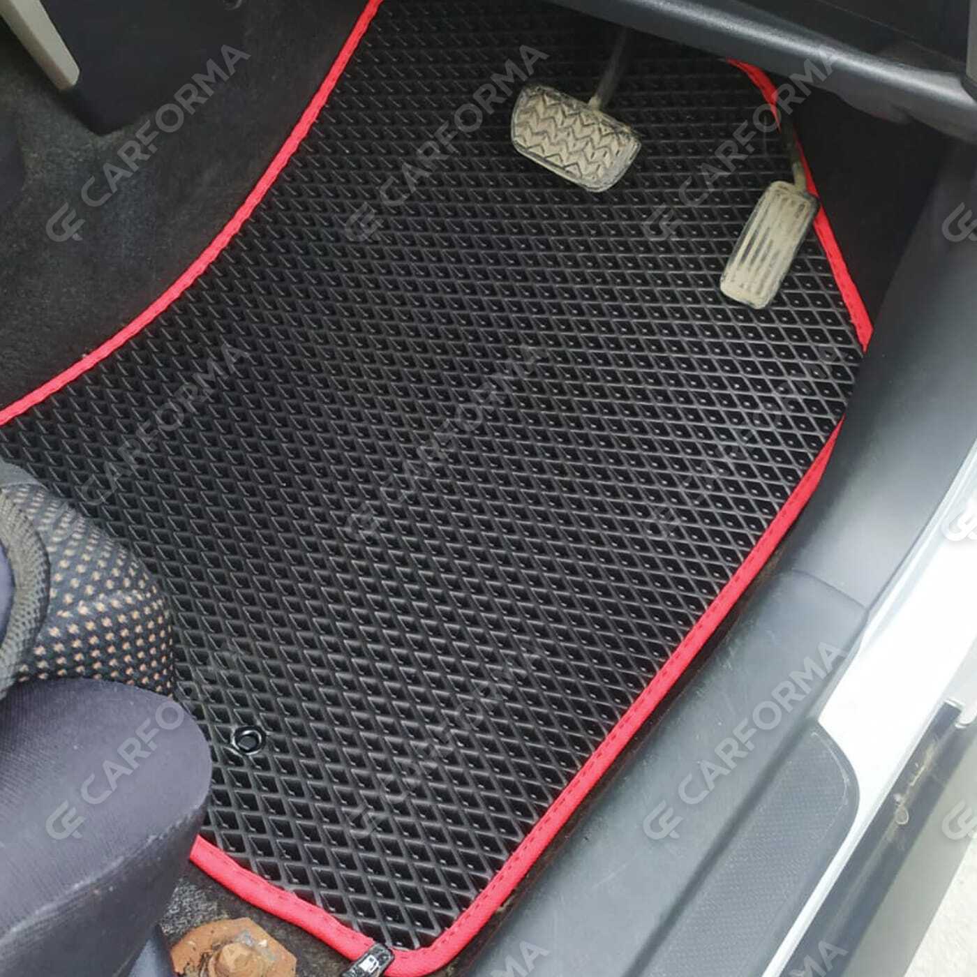 Ворсовые коврики на Toyota Ist I 2002&nbsp;-&nbsp;2007 в Хабаровске