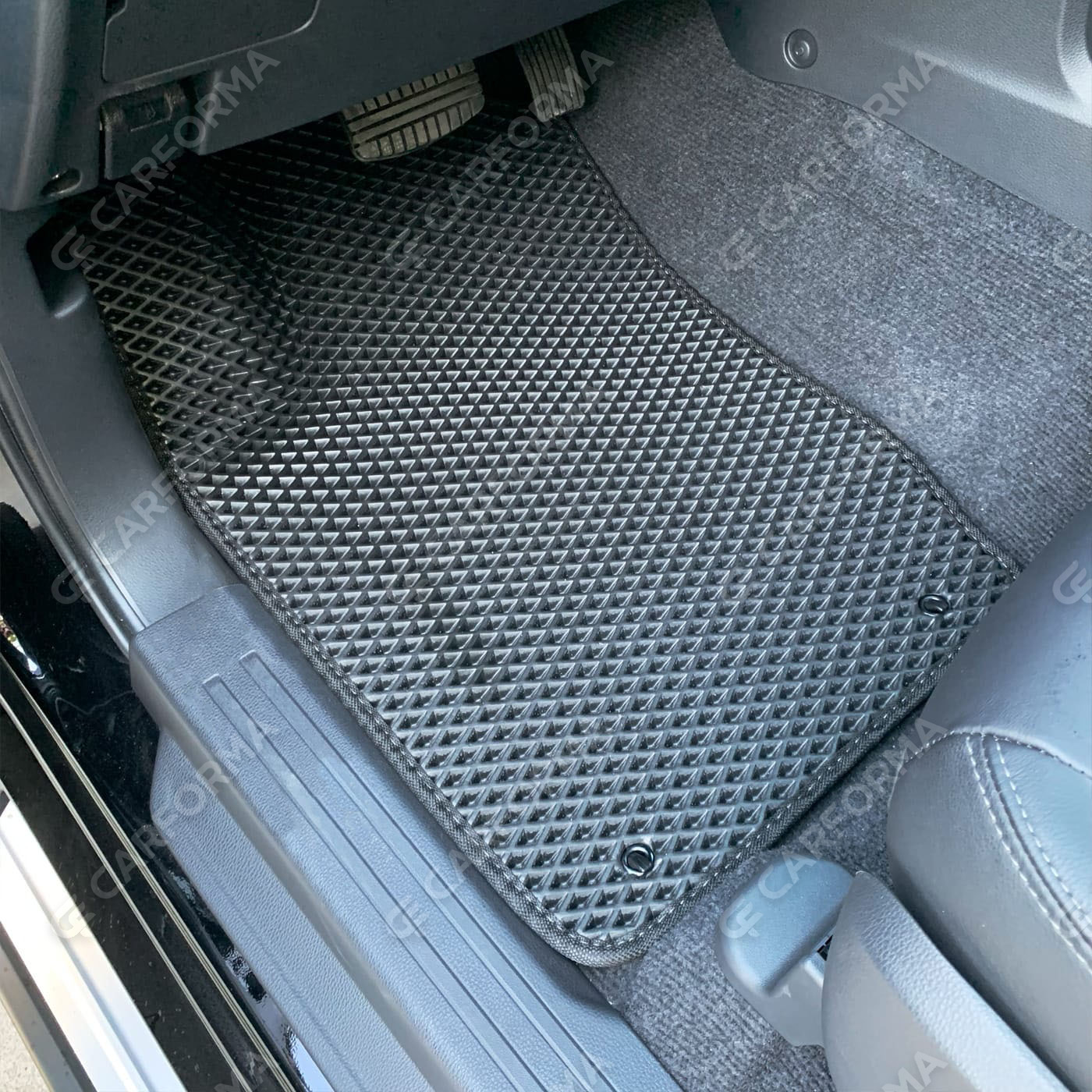 EVA коврики на Mitsubishi Pajero Sport III 2015&nbsp;-&nbsp;2026 в Хабаровске