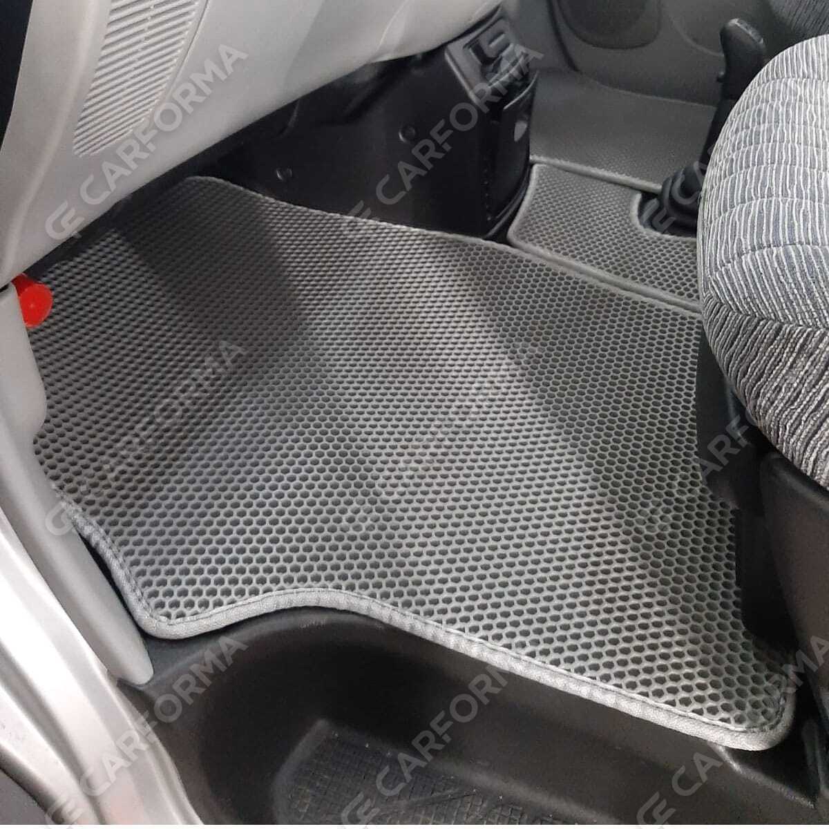 Ворсовые коврики на Mitsubishi Delica 4 1994&nbsp;-&nbsp;2007 в Хабаровске