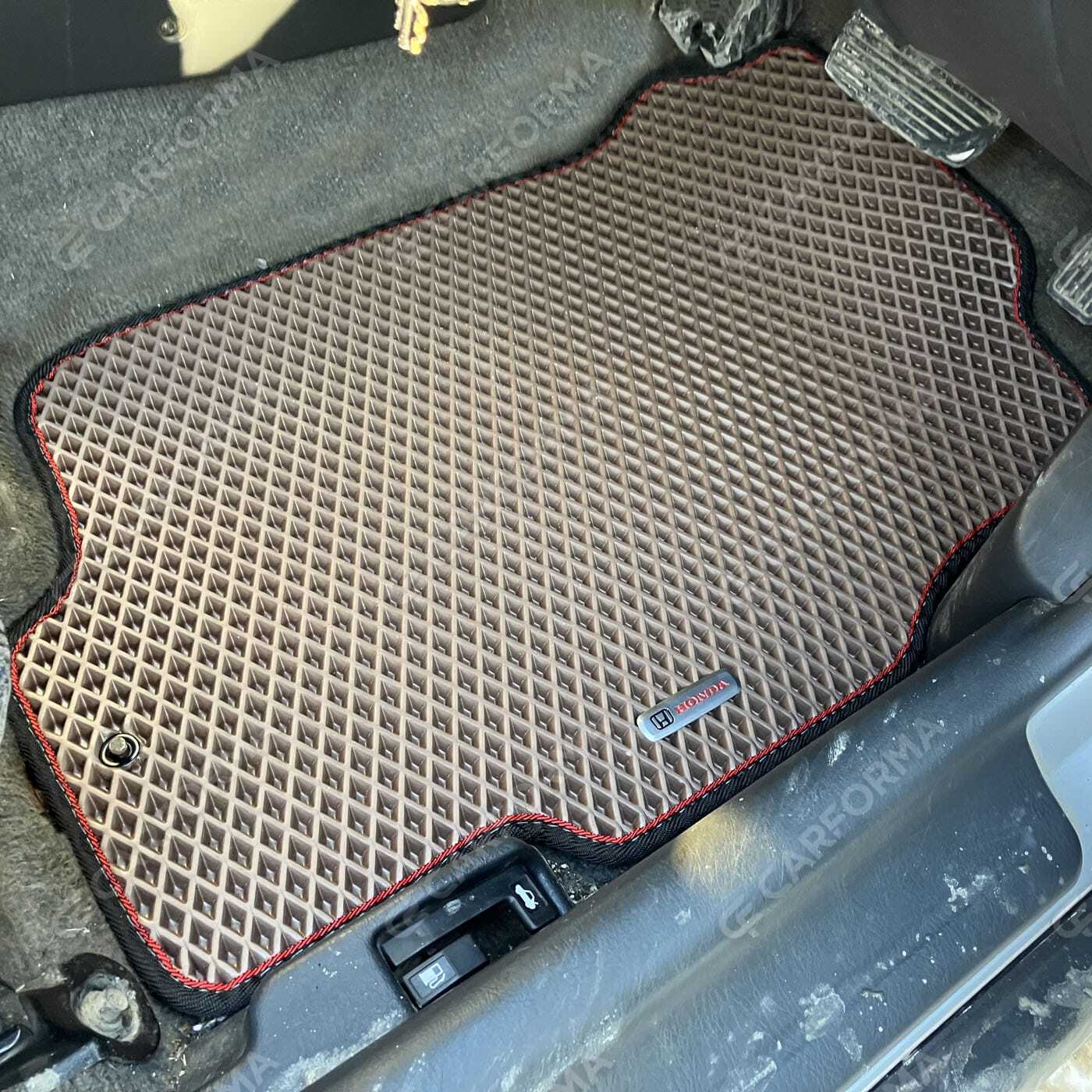 Ворсовые коврики на Honda Civic VI 4d 1995&nbsp;-&nbsp;2002 в Хабаровске