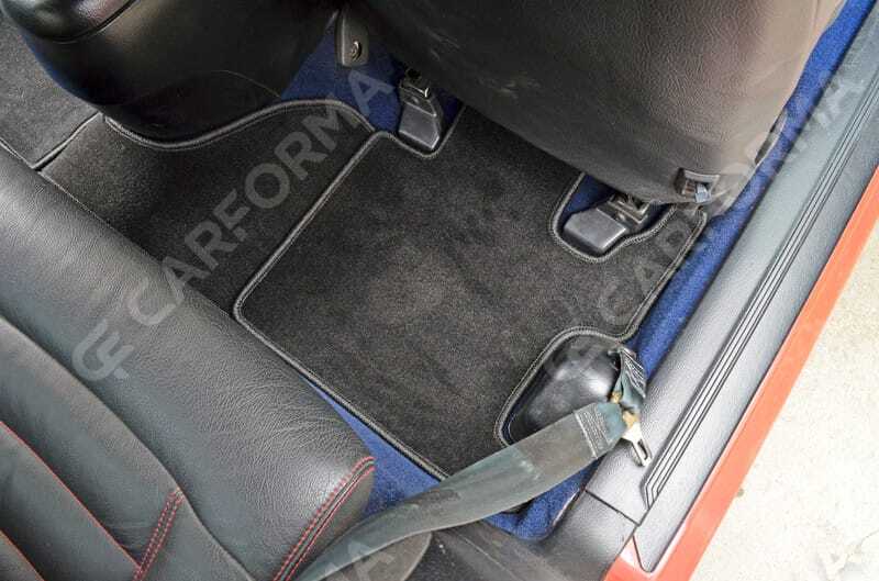 Ворсовые коврики на Ford Mustang IV 1993&nbsp;-&nbsp;2004 в Хабаровске