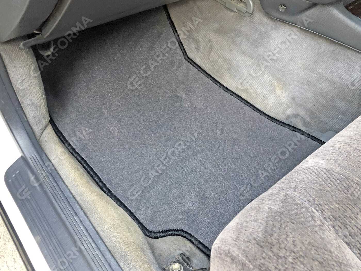 Коврики на Toyota Crown (S140) 1991&nbsp;-&nbsp;1995 в Хабаровске