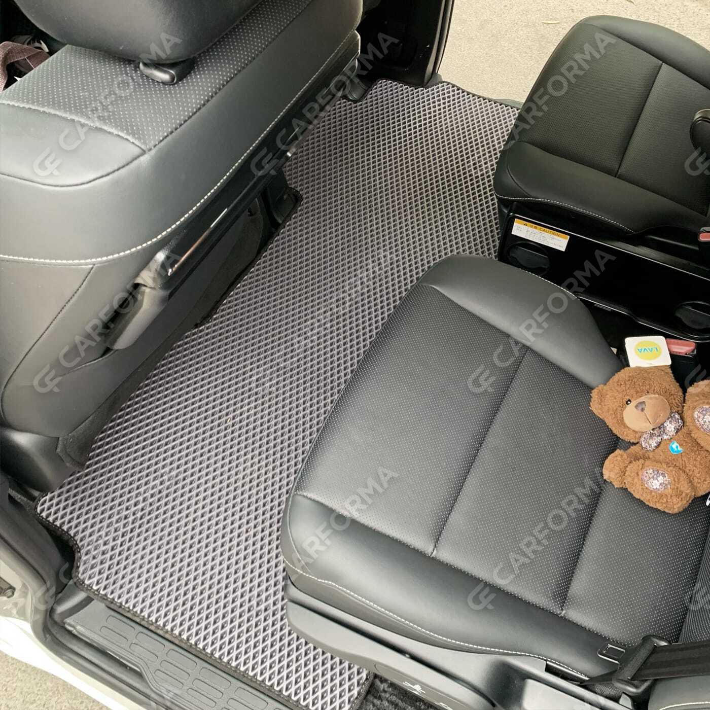 Ворсовые коврики на Toyota Noah (R80) 2014&nbsp;-&nbsp;2021 в Хабаровске