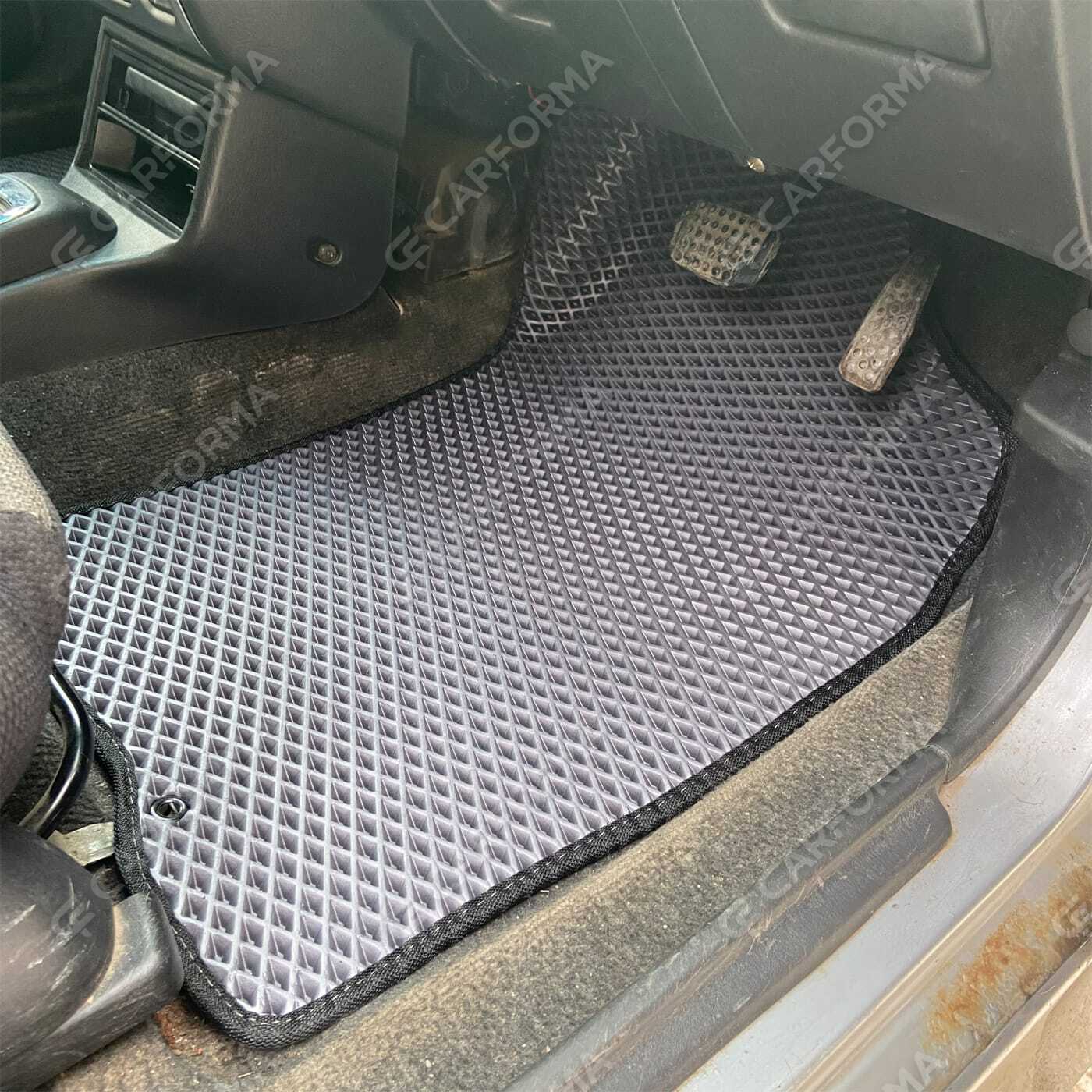 Коврики на Daihatsu Storia 1998&nbsp;-&nbsp;2004 в Хабаровске