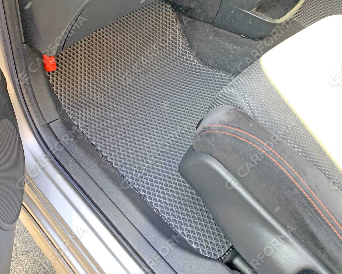 Коврики на Honda Stream II 2006&nbsp;-&nbsp;2014 в Хабаровске