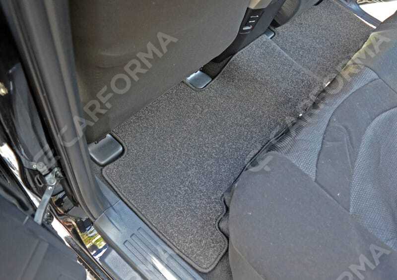 Ворсовые коврики на Toyota Land Cruiser Prado 150 2009&nbsp;-&nbsp;2023 в Хабаровске