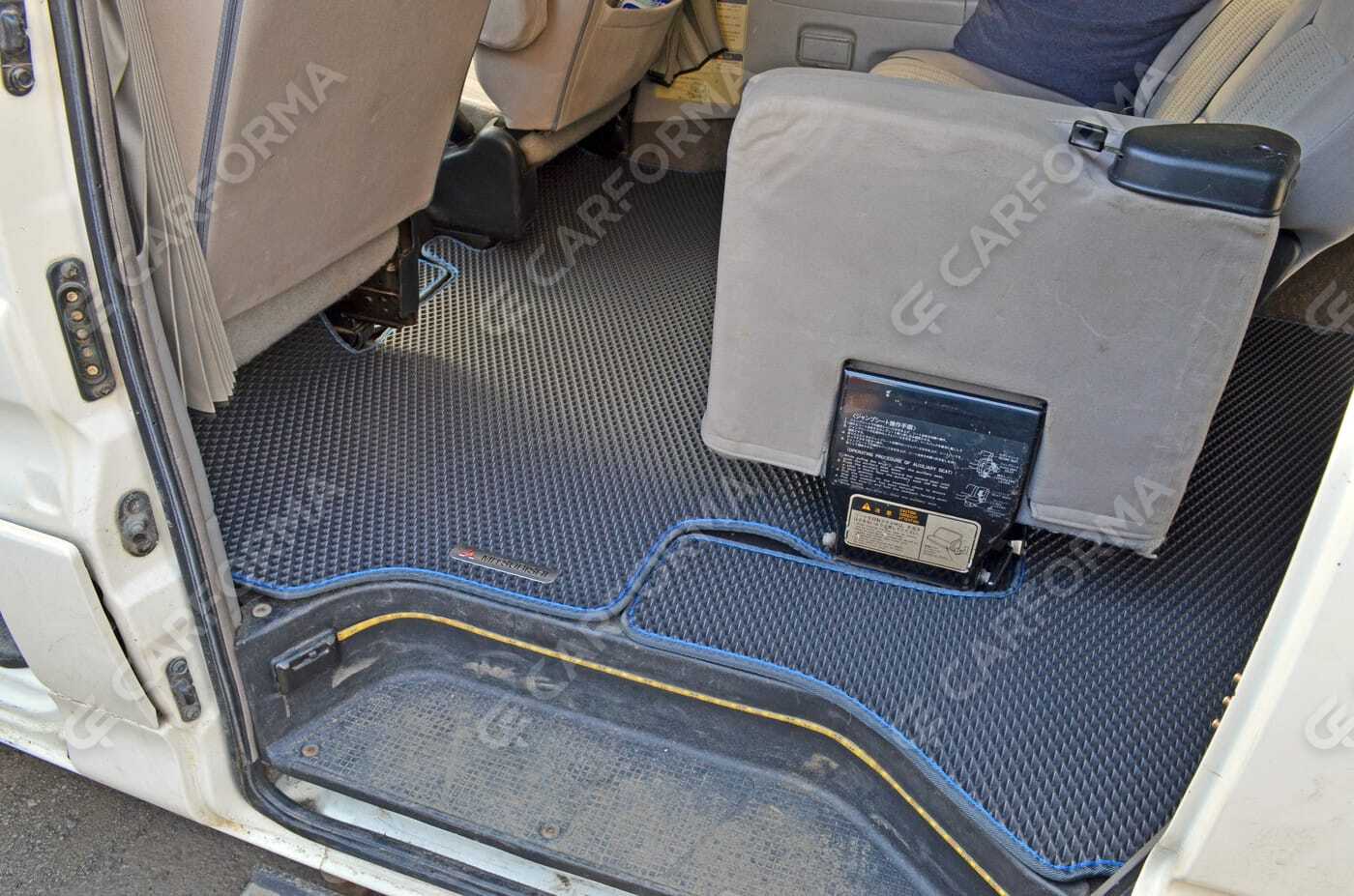 Ворсовые коврики на Mitsubishi Delica 4 1994&nbsp;-&nbsp;2007 в Хабаровске