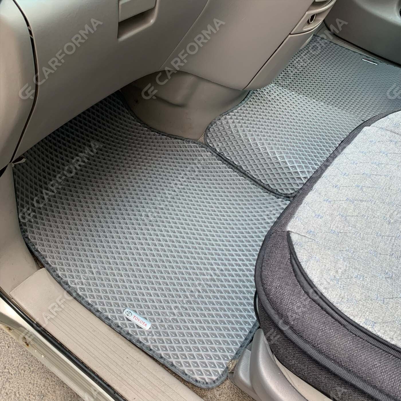 EVA коврики на Toyota Estima II 2000&nbsp;-&nbsp;2005 в Хабаровске