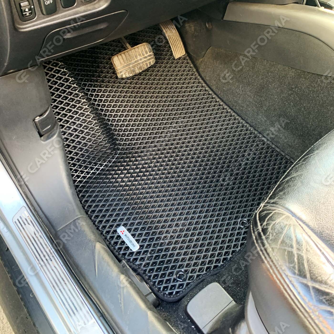 Коврики на Mitsubishi Outlander XL 2005&nbsp;-&nbsp;2013 в Хабаровске