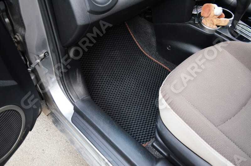 Ворсовые коврики на Mazda Verisa 2004&nbsp;-&nbsp;2015 в Хабаровске