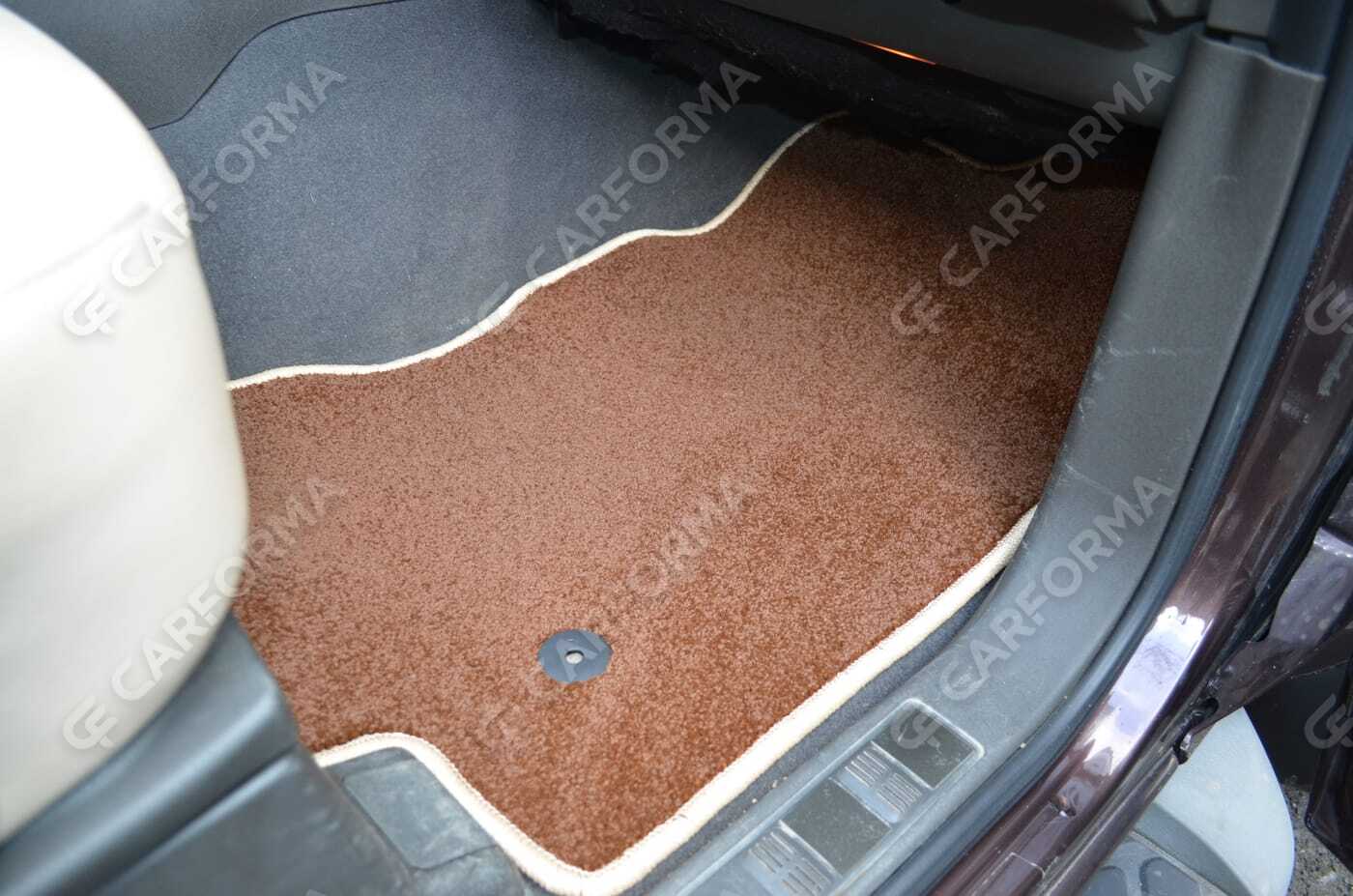 Коврики на Nissan Navara III 2004&nbsp;-&nbsp;2015 в Хабаровске