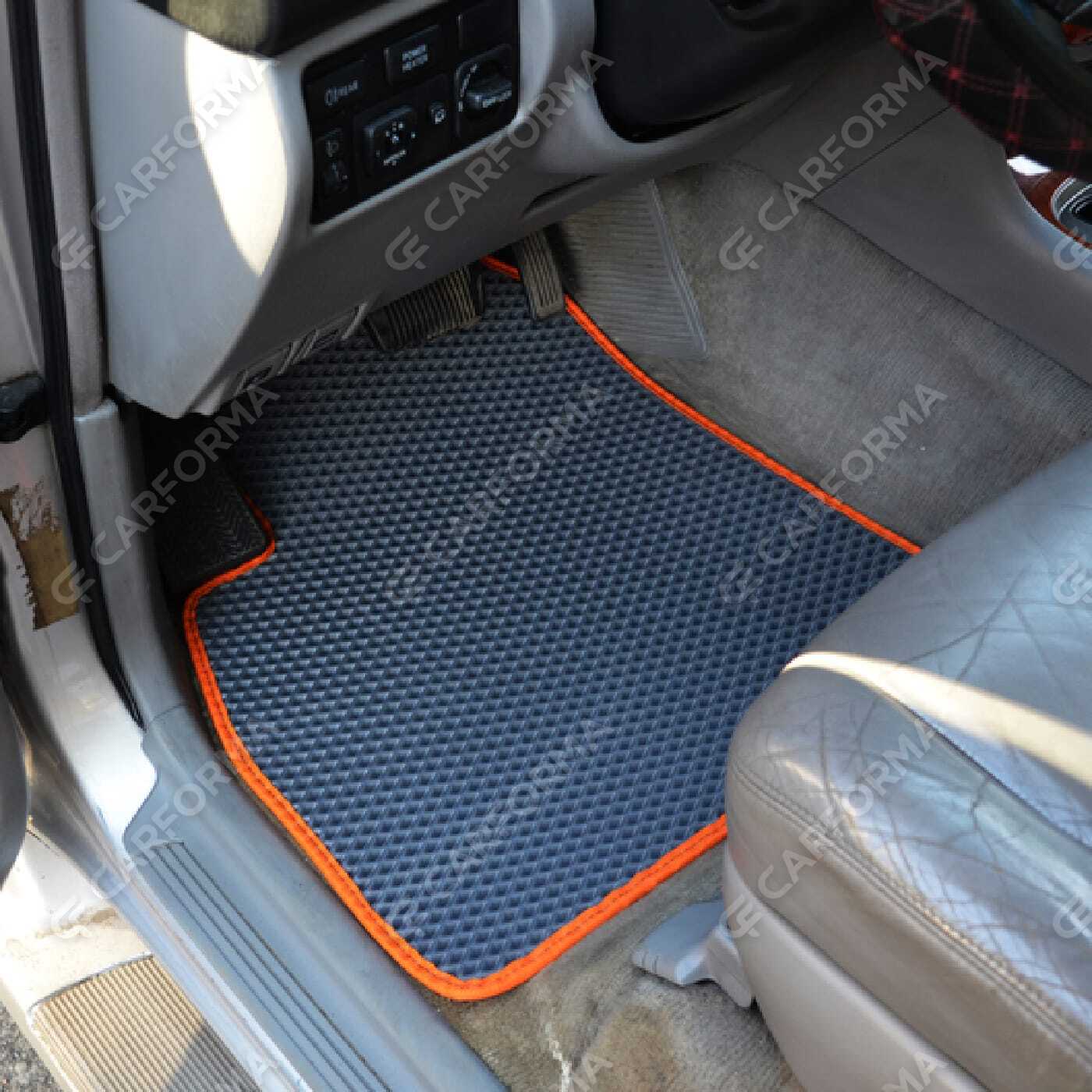 Коврики на Toyota Land Cruiser 100 1998&nbsp;-&nbsp;2007 в Хабаровске