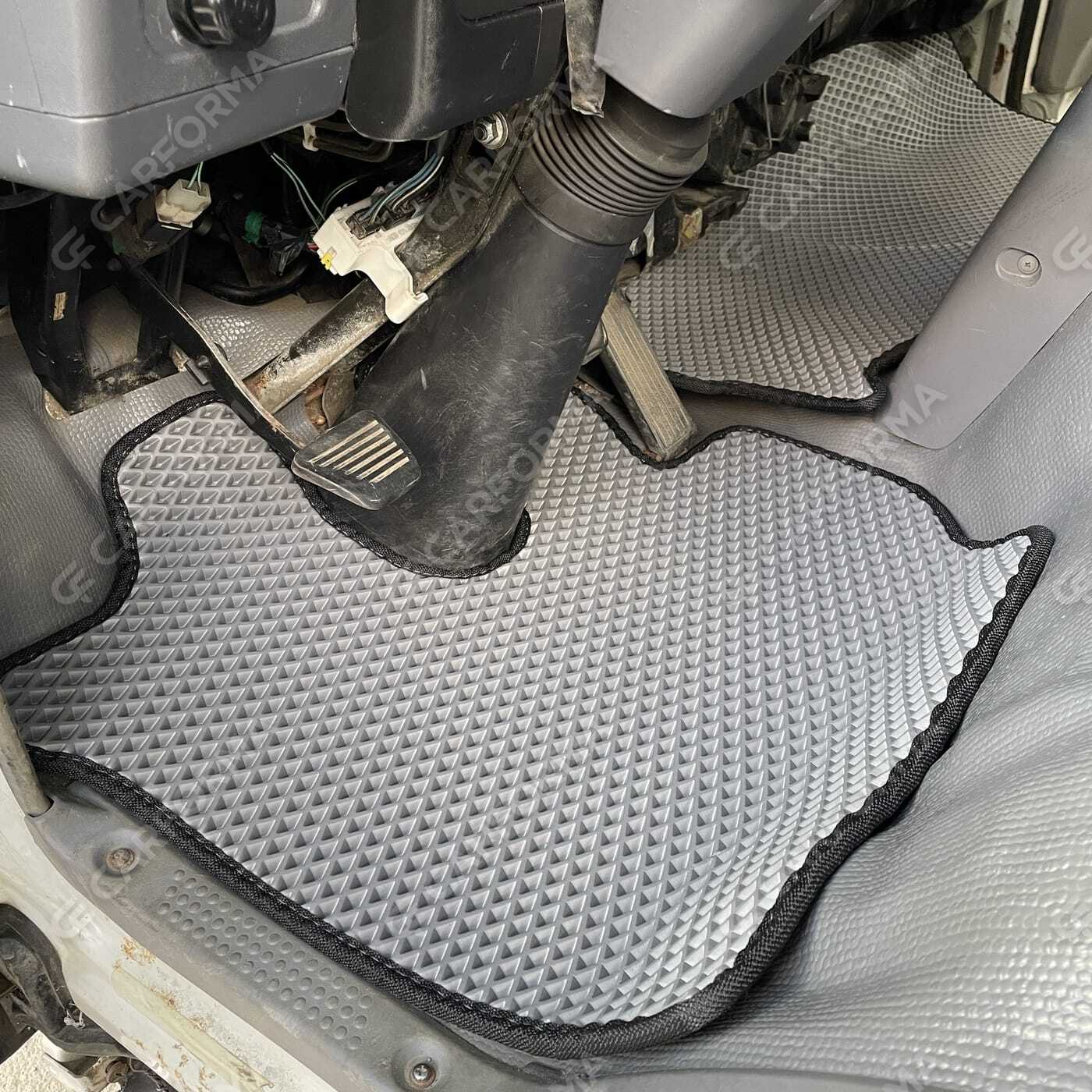 Ворсовые коврики на Isuzu ELF V широкая кабина 1993&nbsp;-&nbsp;2011 в Хабаровске