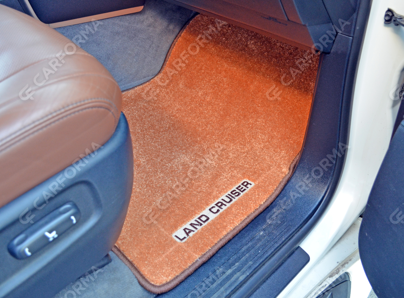 Коврики на Toyota Land Cruiser 200 2007&nbsp;-&nbsp;2021 в Хабаровске