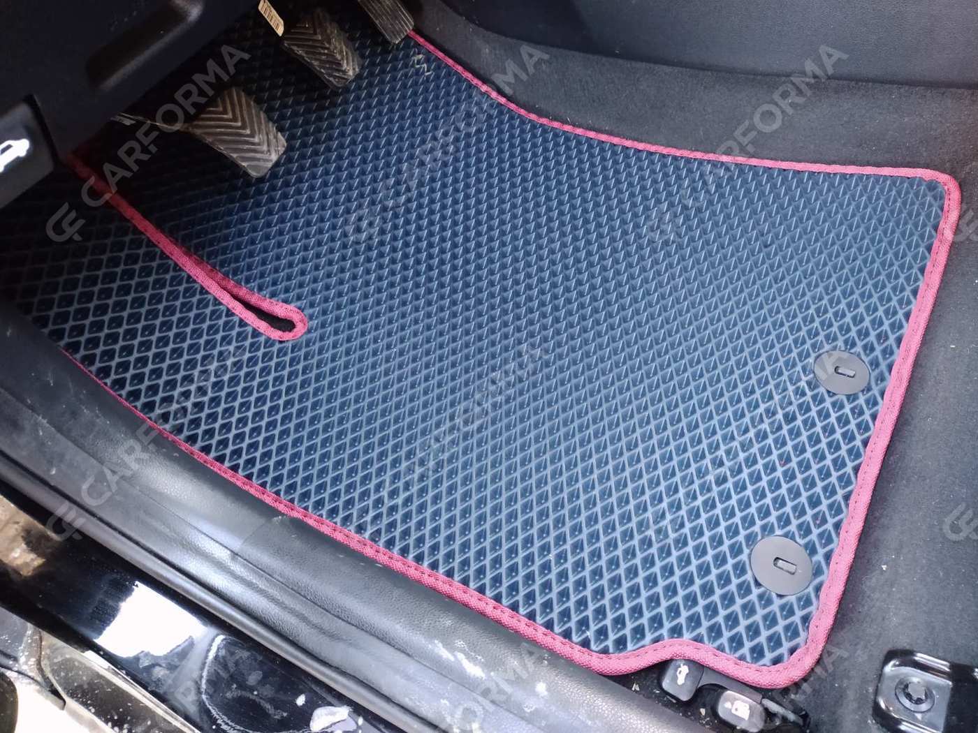 Ворсовые коврики на Solaris KRX 2024&nbsp;-&nbsp;2026 в Хабаровске