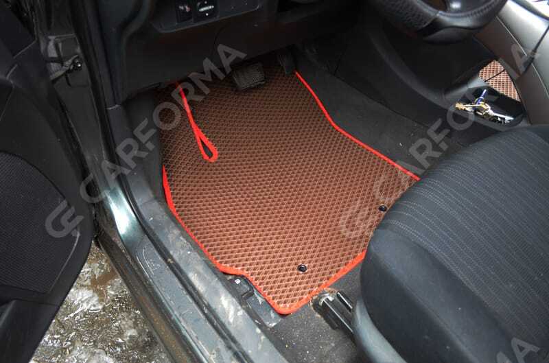 EVA коврики на Toyota Auris I 2006&nbsp;-&nbsp;2012 в Хабаровске