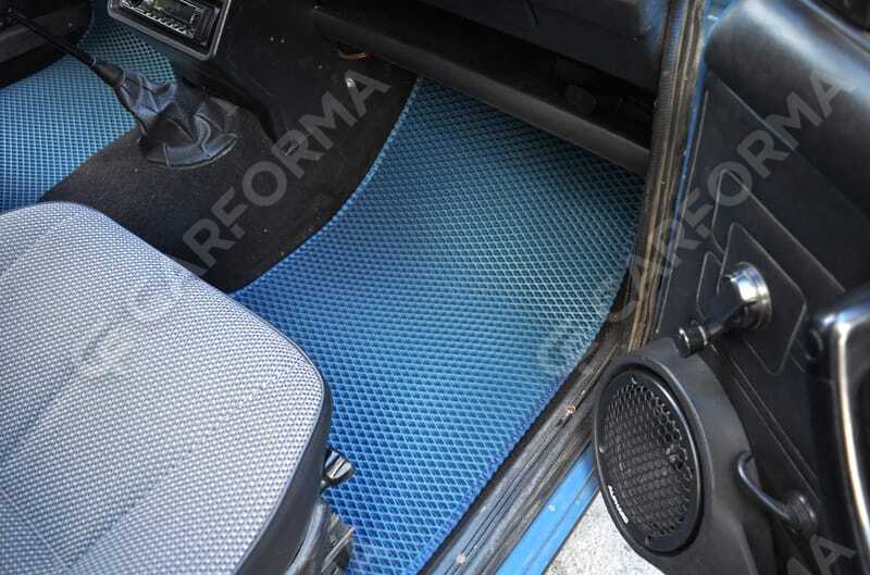 Коврики на Lada (ВАЗ) 2101, 2102, 2103, 2104, 2105, 2106, 2107 1970&nbsp;-&nbsp;2012 в Хабаровске