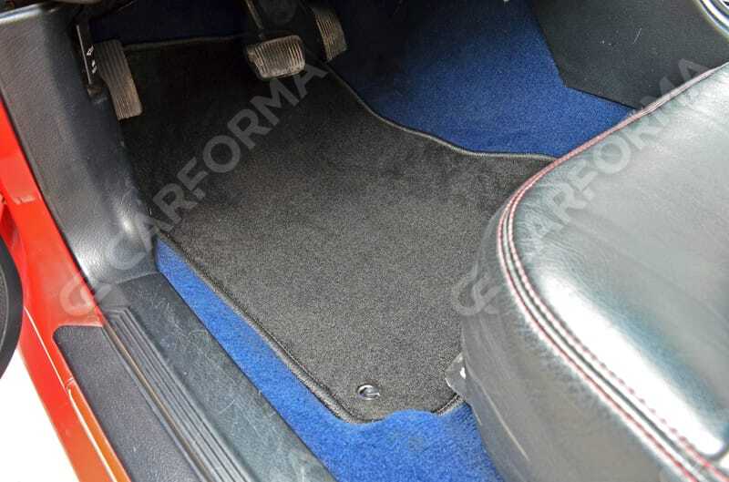 Ворсовые коврики на Ford Mustang IV 1993&nbsp;-&nbsp;2004 в Хабаровске