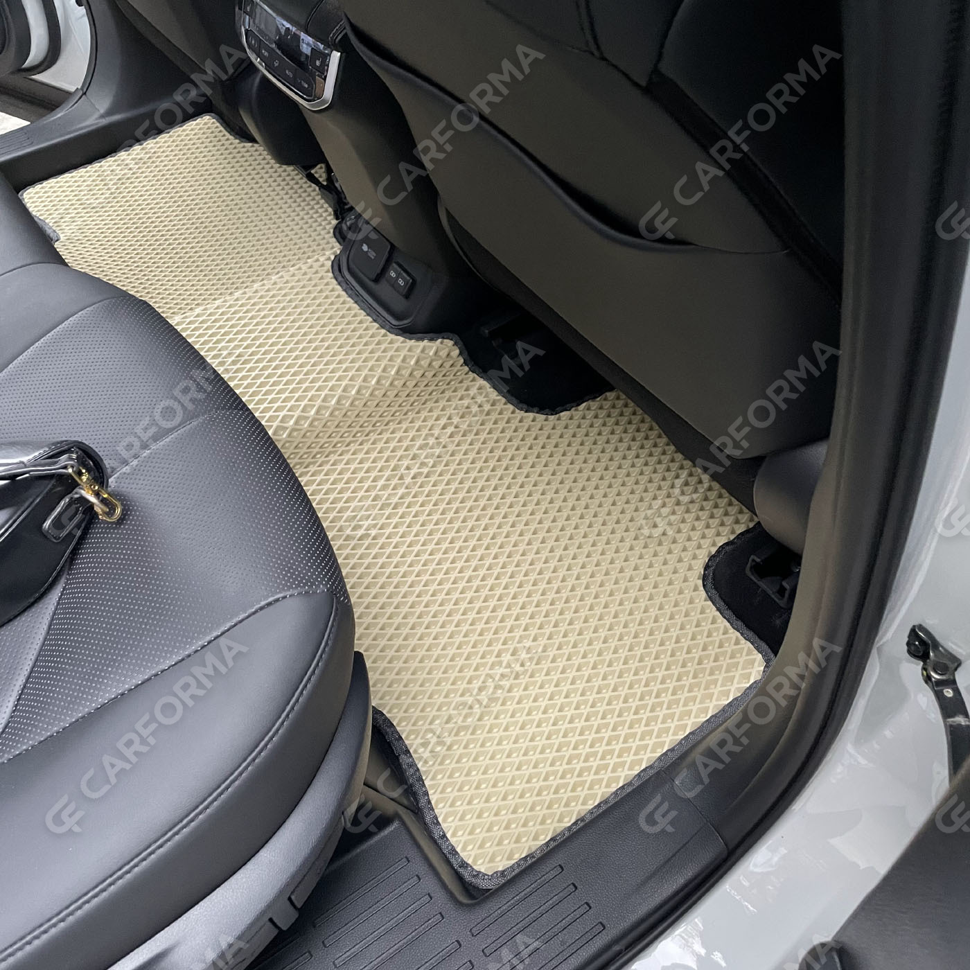 Ворсовые коврики на Toyota Highlander IV 2019&nbsp;-&nbsp;2026 в Хабаровске