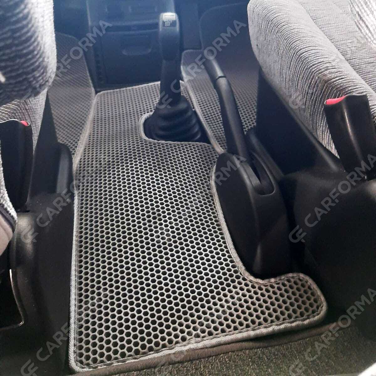 Ворсовые коврики на Mitsubishi Delica 4 1994&nbsp;-&nbsp;2007 в Хабаровске