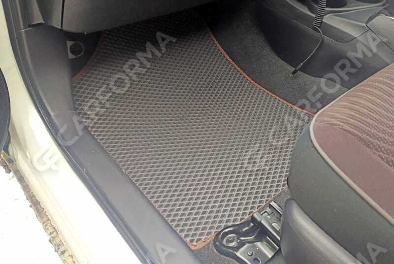 Коврики на Toyota Aqua (P10) 2011&nbsp;-&nbsp;2021 в Хабаровске