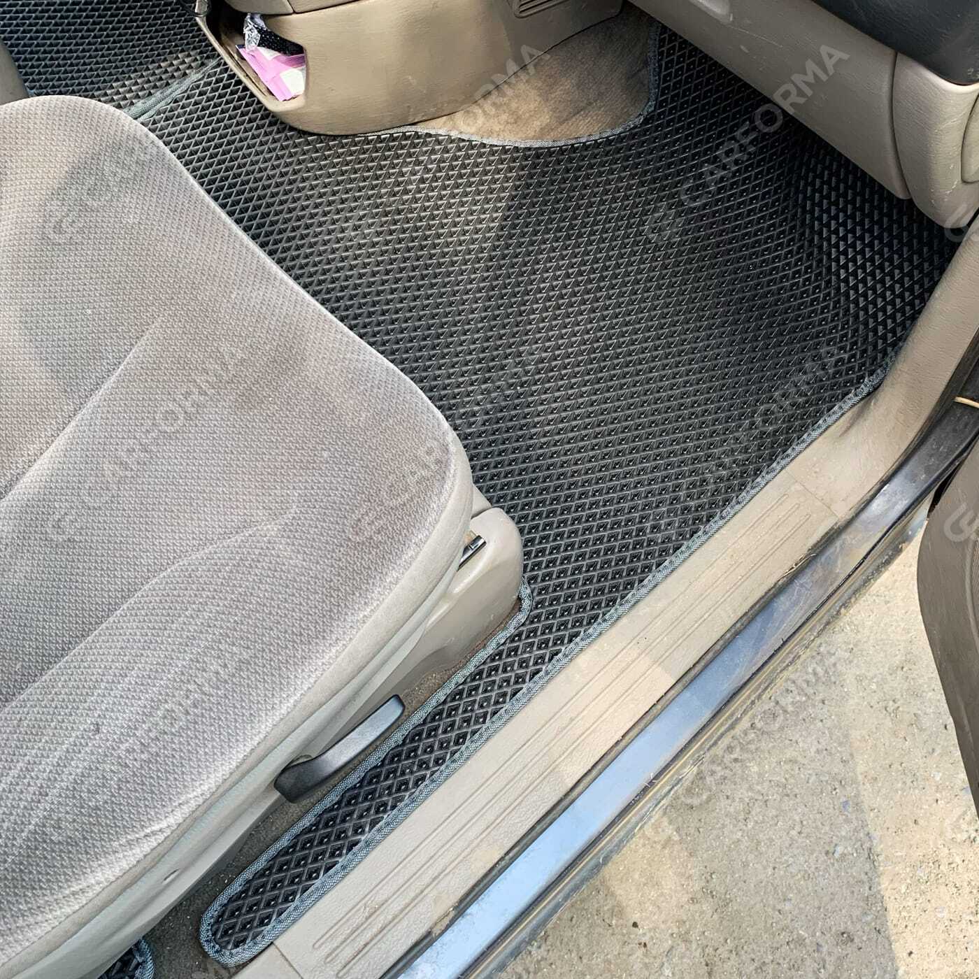 EVA коврики на Dodge Grand Caravan (RG) 2000&nbsp;-&nbsp;2007 в Хабаровске