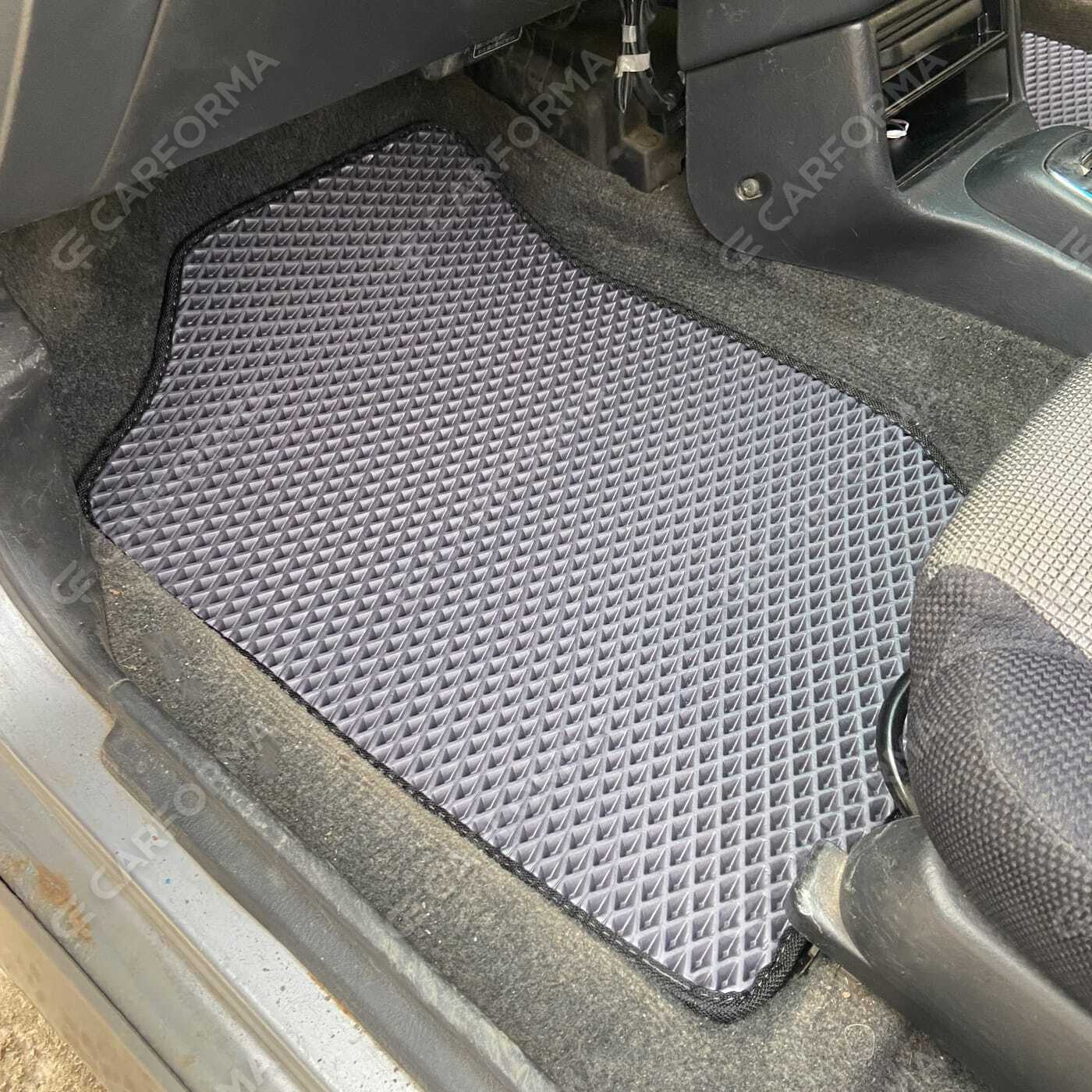 Коврики на Daihatsu Storia 1998&nbsp;-&nbsp;2004 в Хабаровске