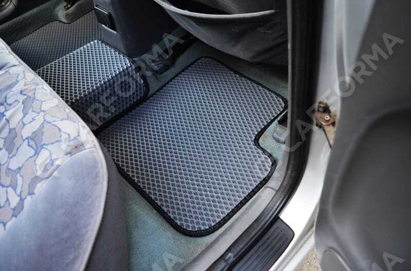 Коврики на Toyota Avensis I 1997&nbsp;-&nbsp;2002 в Хабаровске