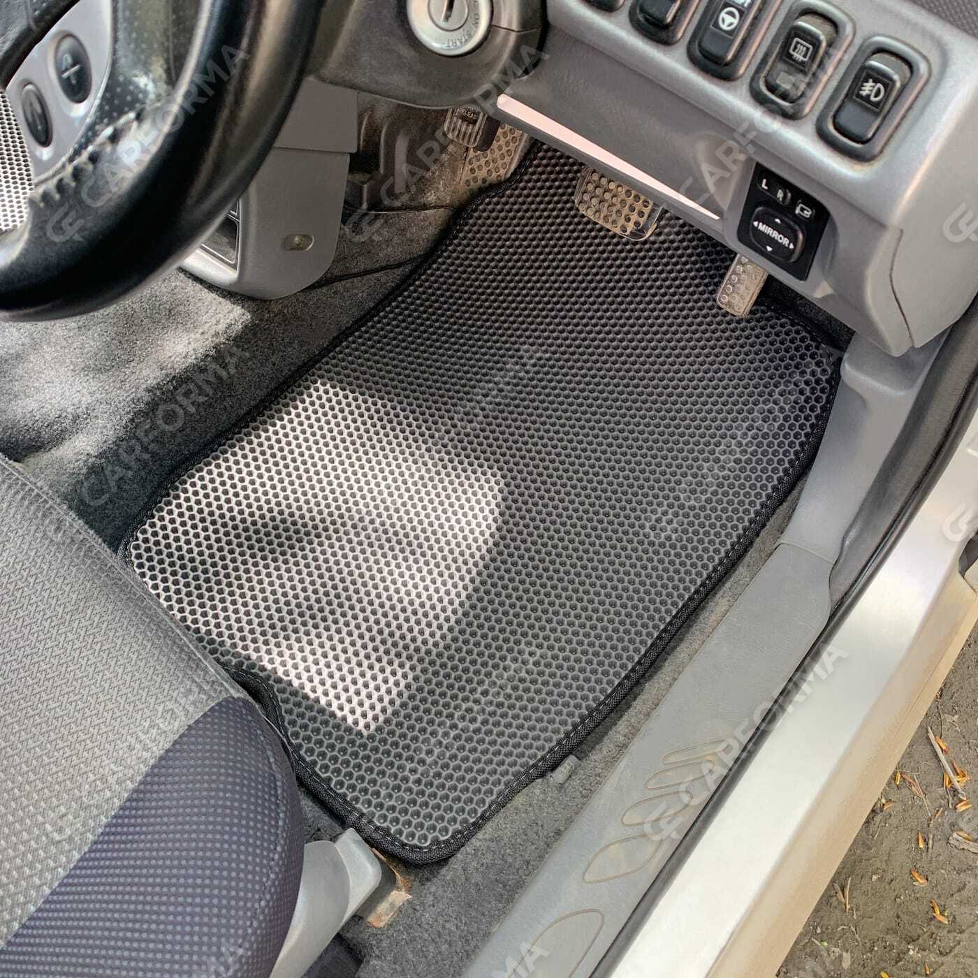 Ворсовые коврики на Daihatsu YRV 2000&nbsp;-&nbsp;2005 в Хабаровске