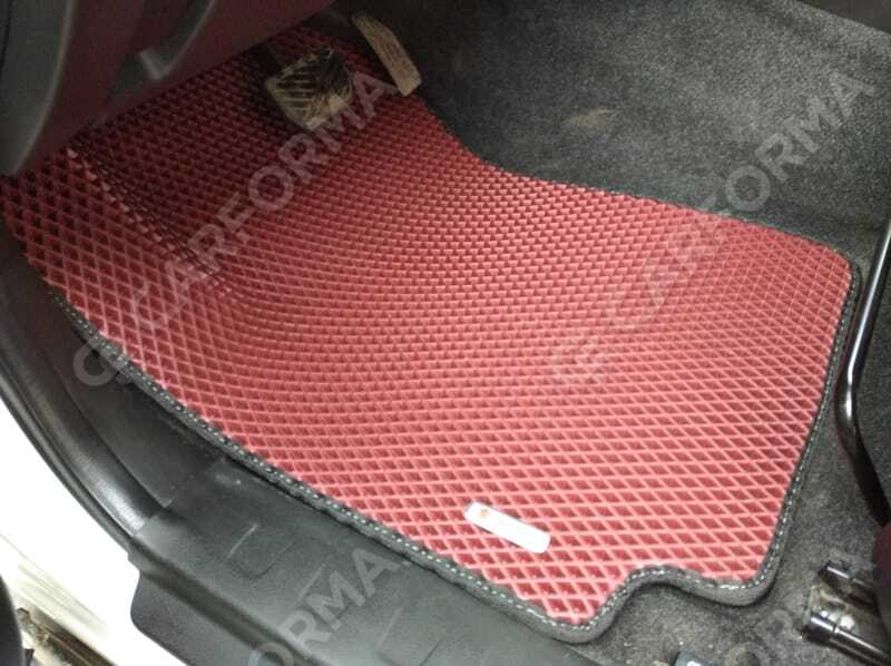 Коврики на Suzuki Grand Vitara III 2005&nbsp;-&nbsp;2016 в Хабаровске