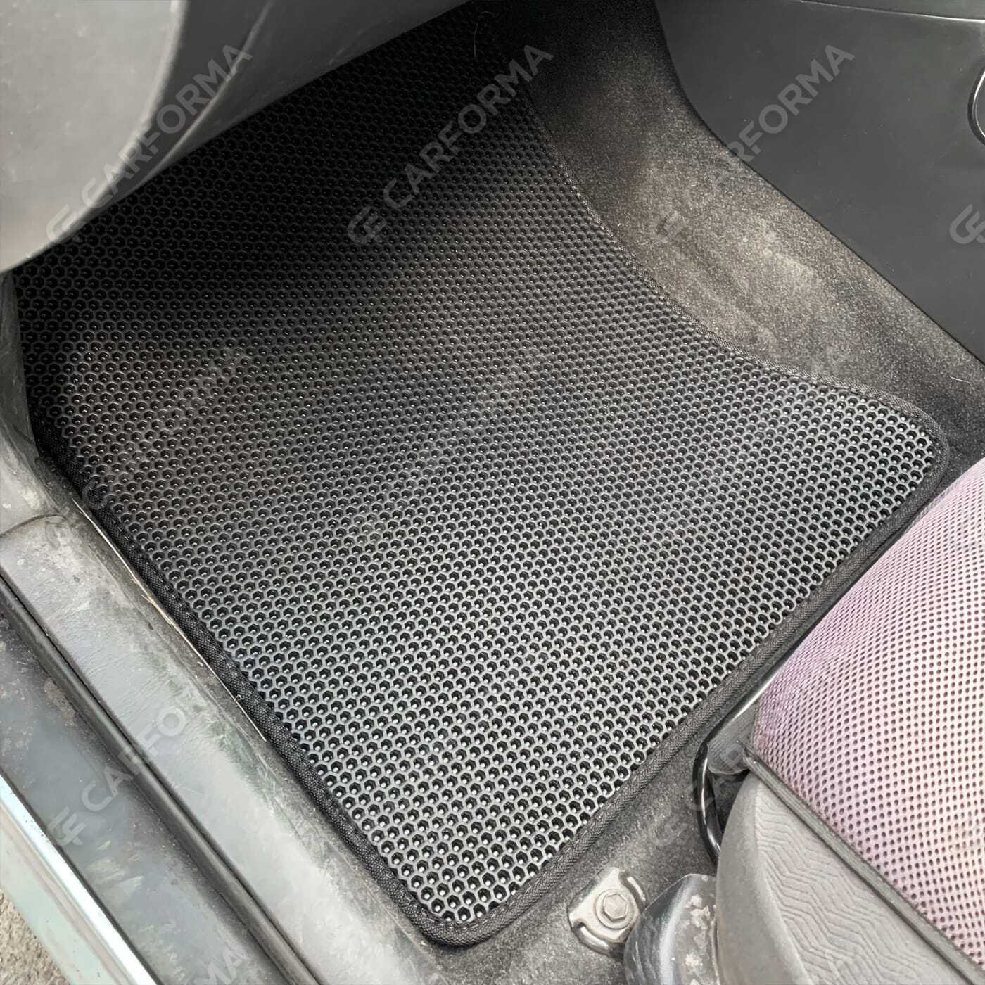 Коврики на Toyota Allex 2001&nbsp;-&nbsp;2006 в Хабаровске