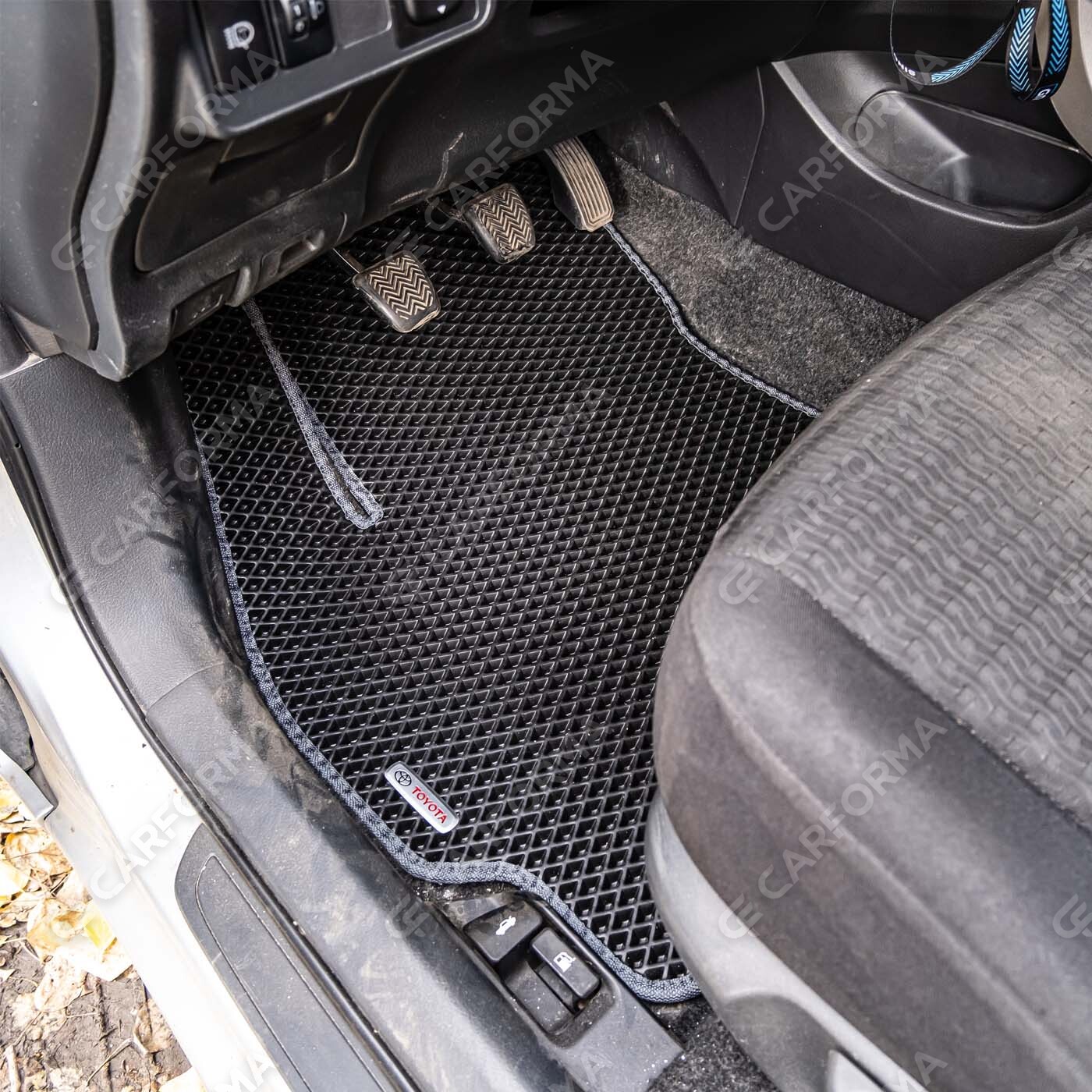 Коврики на Toyota Corolla (E15) 2006&nbsp;-&nbsp;2013 в Хабаровске