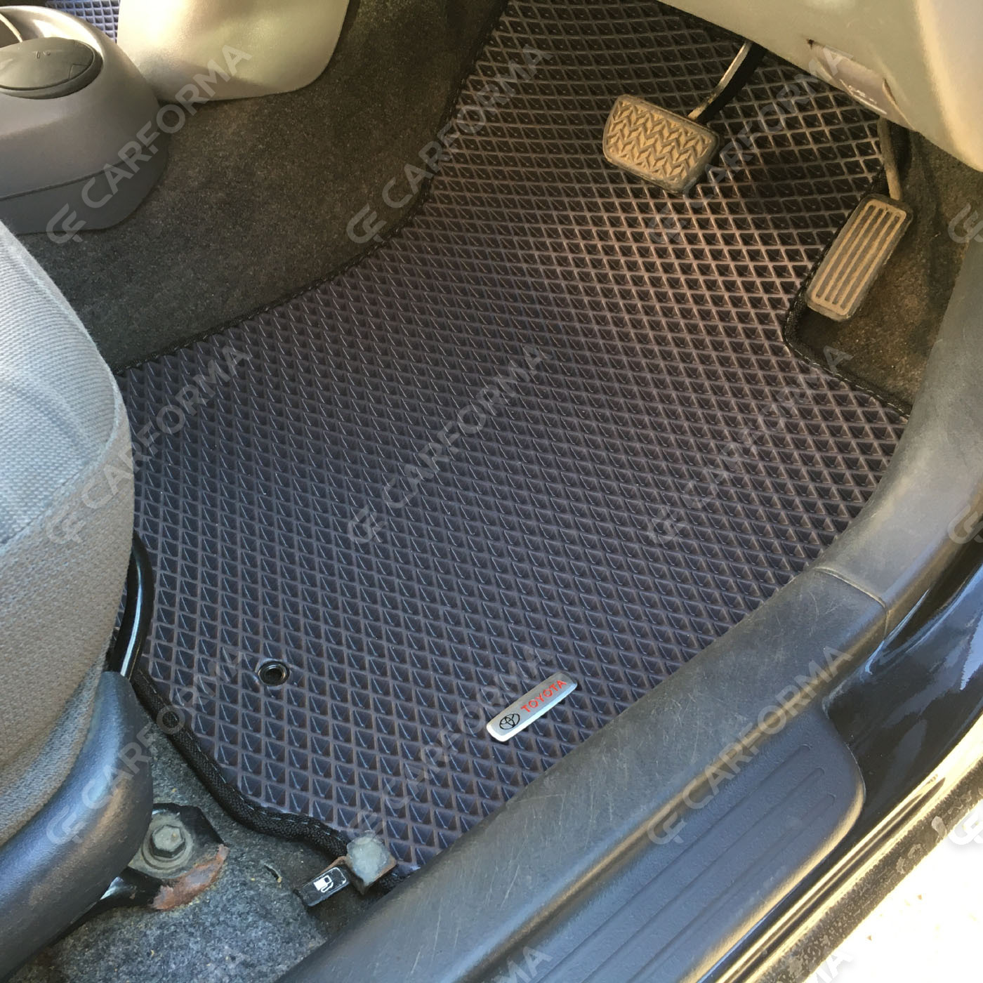 EVA коврики на Toyota Vitz I 1998&nbsp;-&nbsp;2005 в Хабаровске