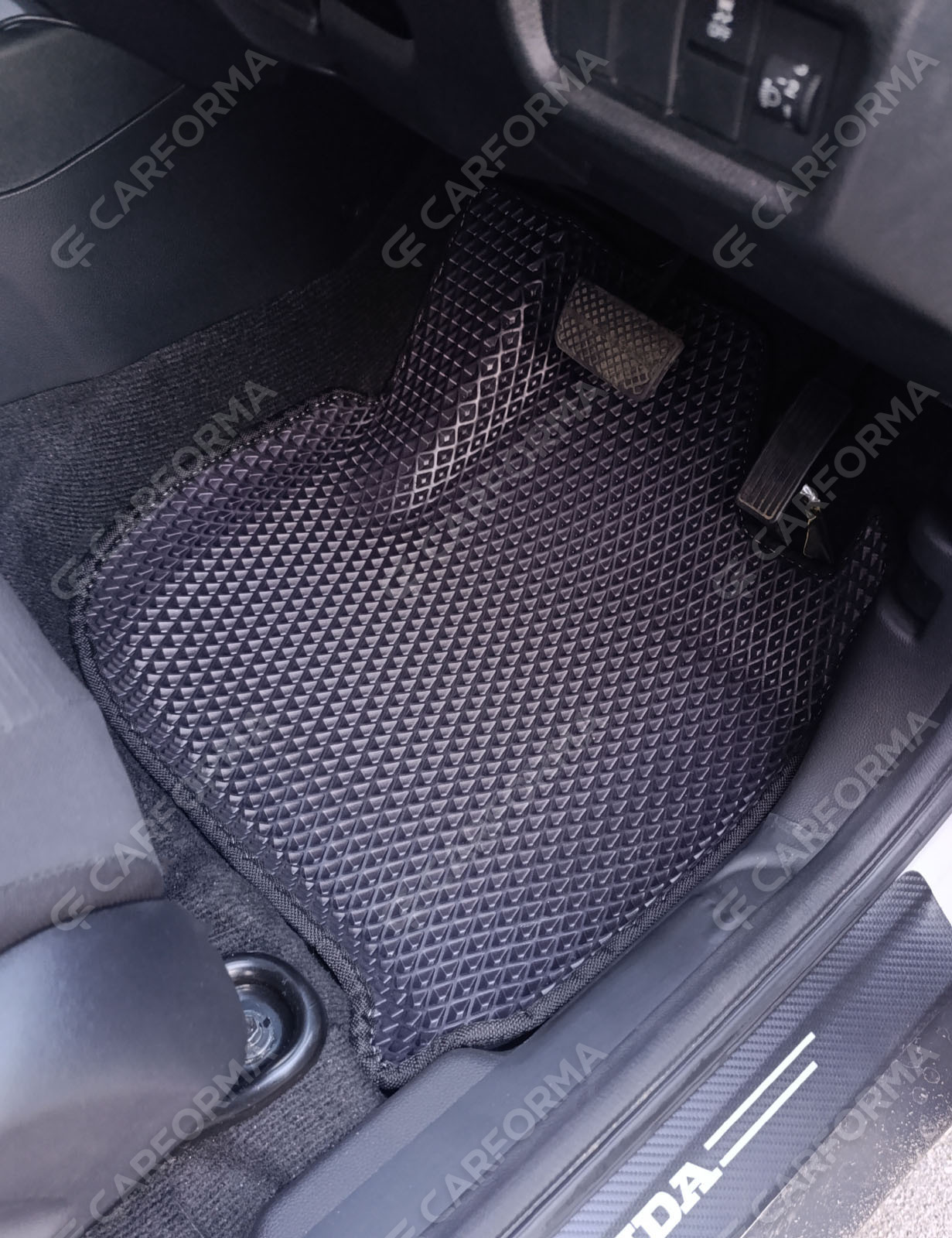 Коврики на Honda WR-V III 2023&nbsp;-&nbsp;2026 в Хабаровске