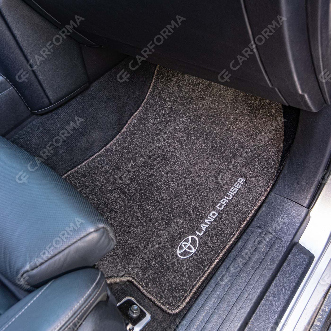 Ворсовые коврики на Toyota Land Cruiser Prado 150 2009&nbsp;-&nbsp;2023 в Хабаровске