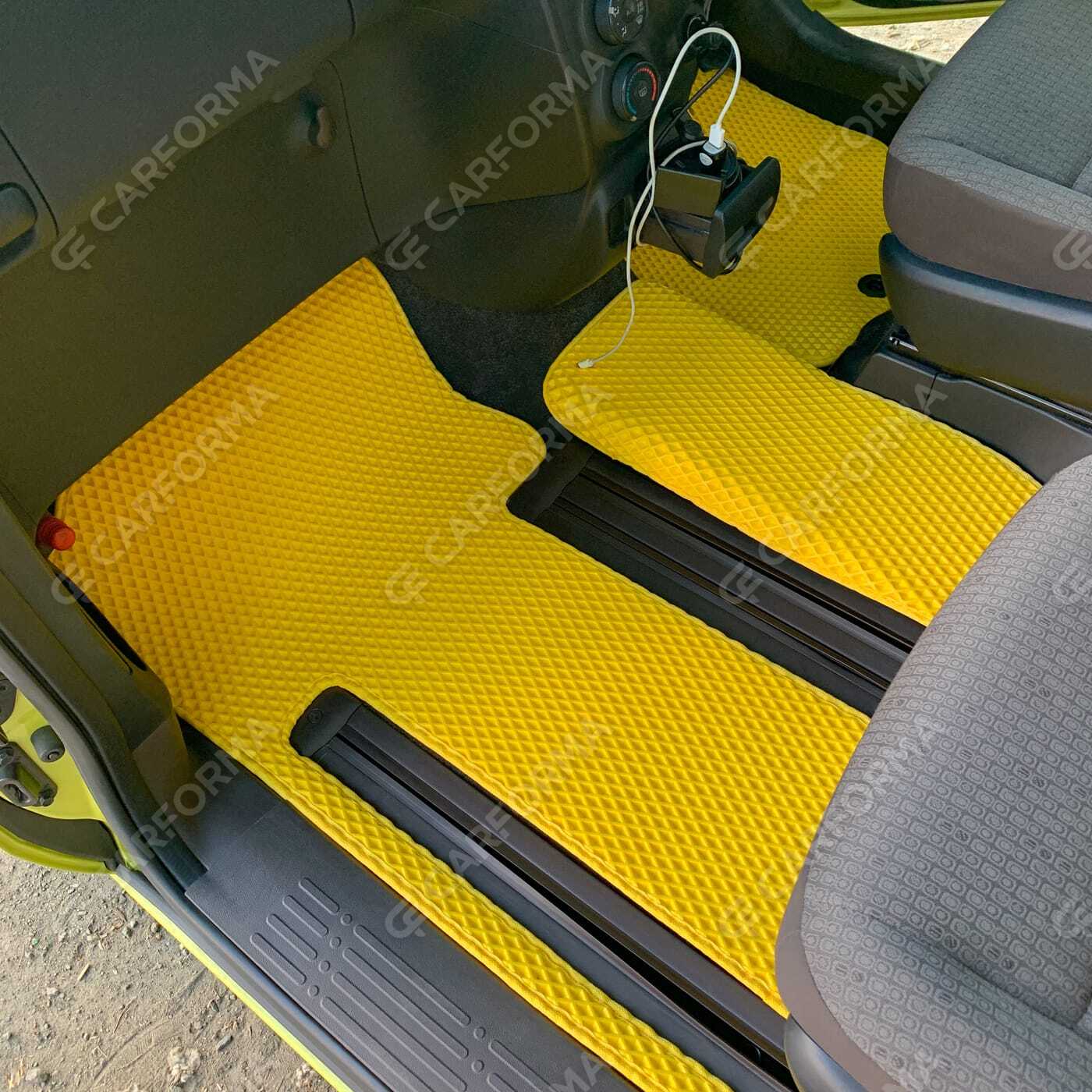 Коврики на Toyota Porte II 2012&nbsp;-&nbsp;2020 в Хабаровске