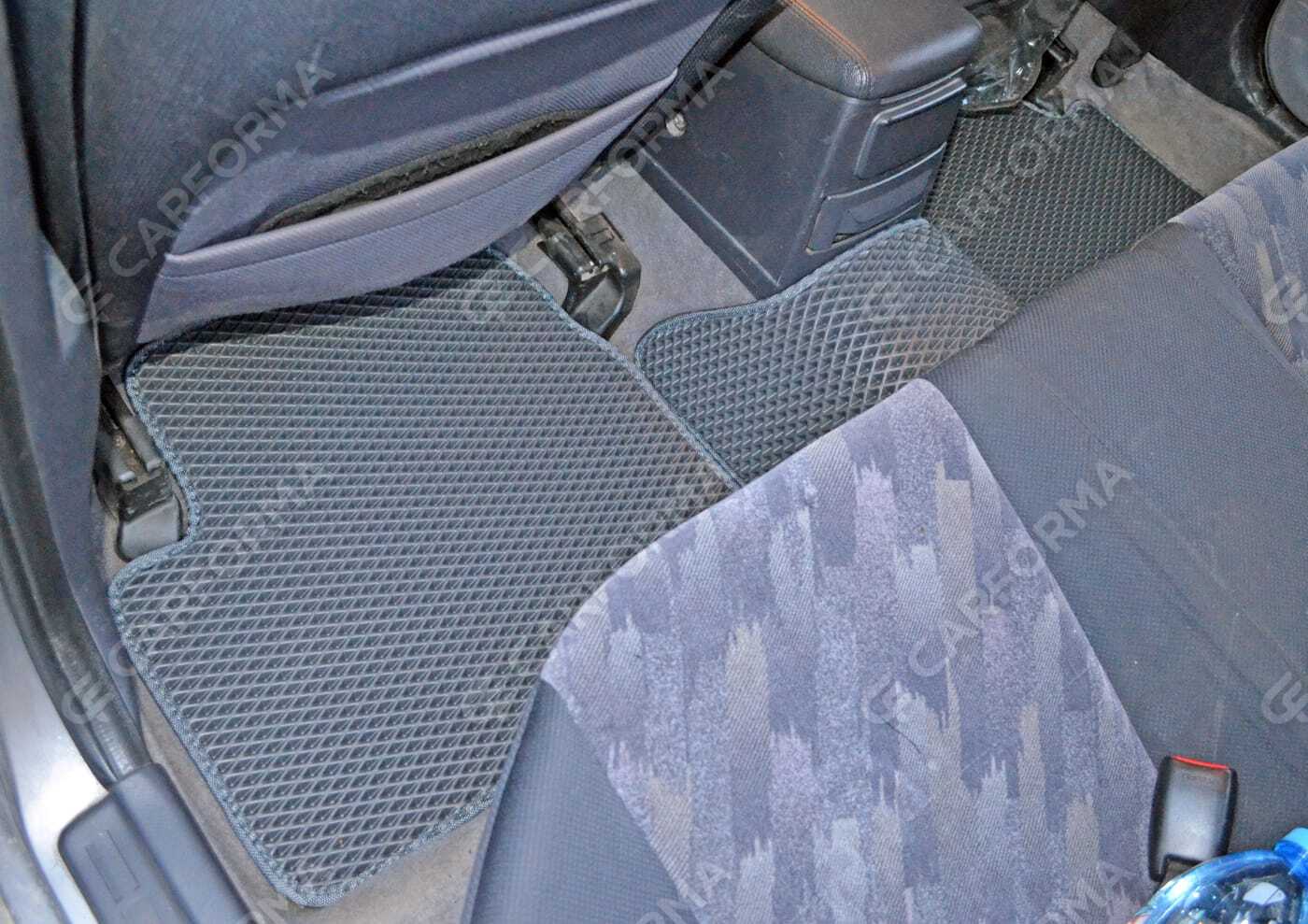 Коврики на Nissan Skyline (R34) 1998&nbsp;-&nbsp;2001 в Хабаровске