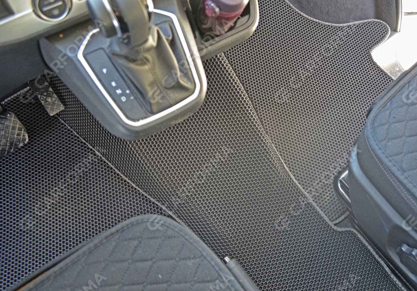 Коврики на Volkswagen Transporter (T6.1) 2019&nbsp;-&nbsp;2024 в Хабаровске