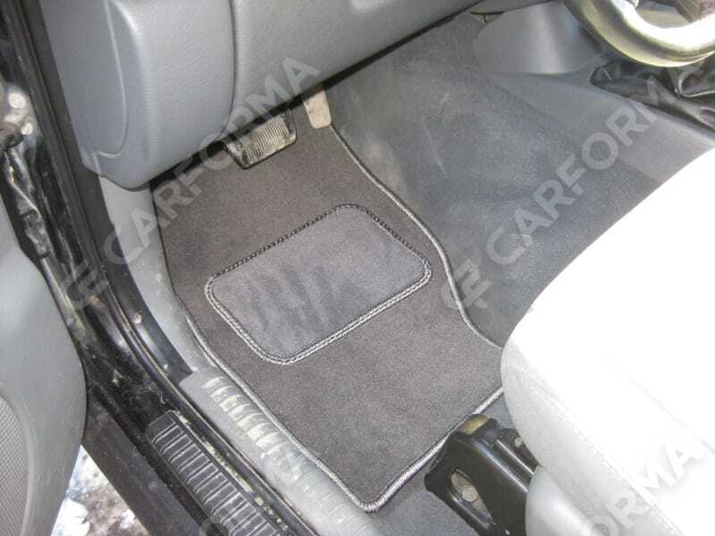 Ворсовые коврики на Jeep Liberty (KJ) 2001&nbsp;-&nbsp;2007 в Хабаровске