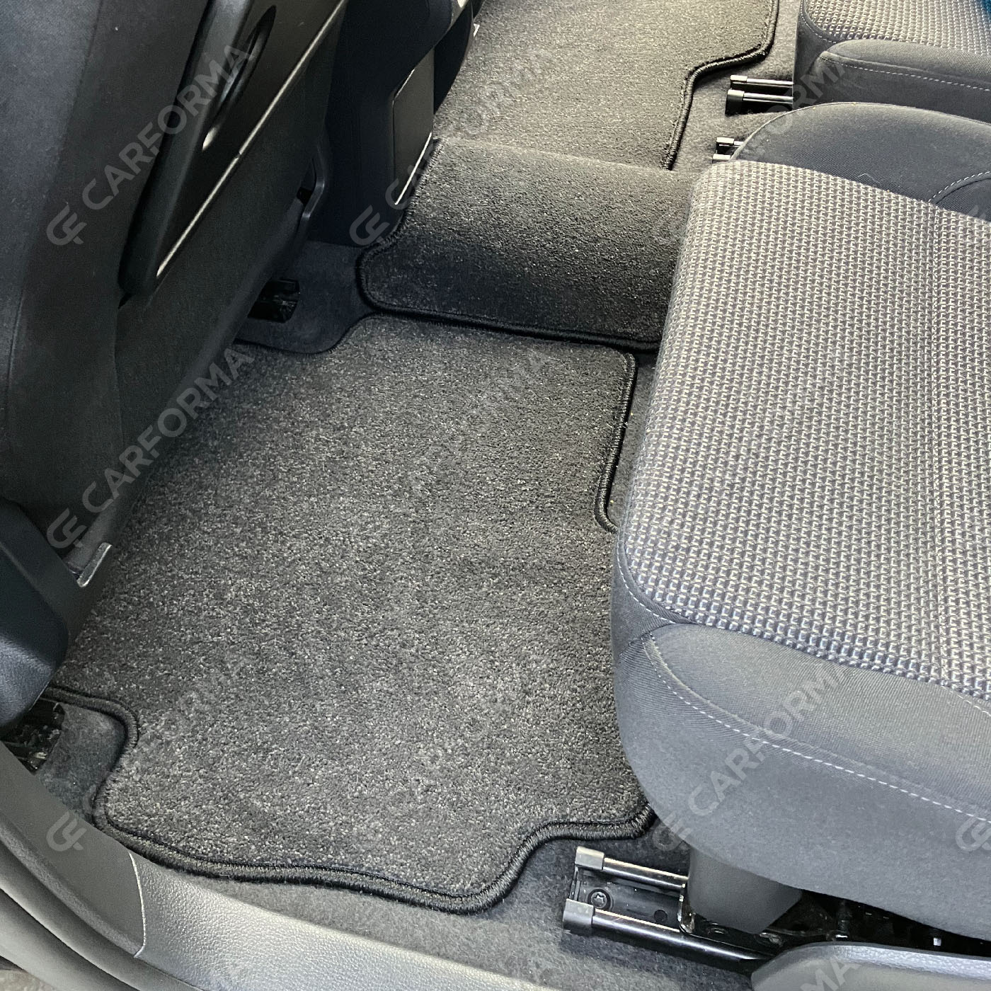 Коврики на Volkswagen Sharan II 2010&nbsp;-&nbsp;2022 в Хабаровске