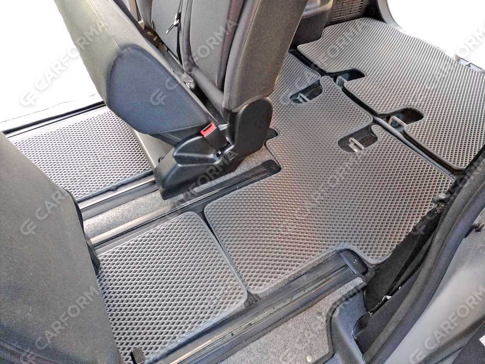 Ворсовые коврики на Toyota Noah (R80) 2014&nbsp;-&nbsp;2021 в Хабаровске