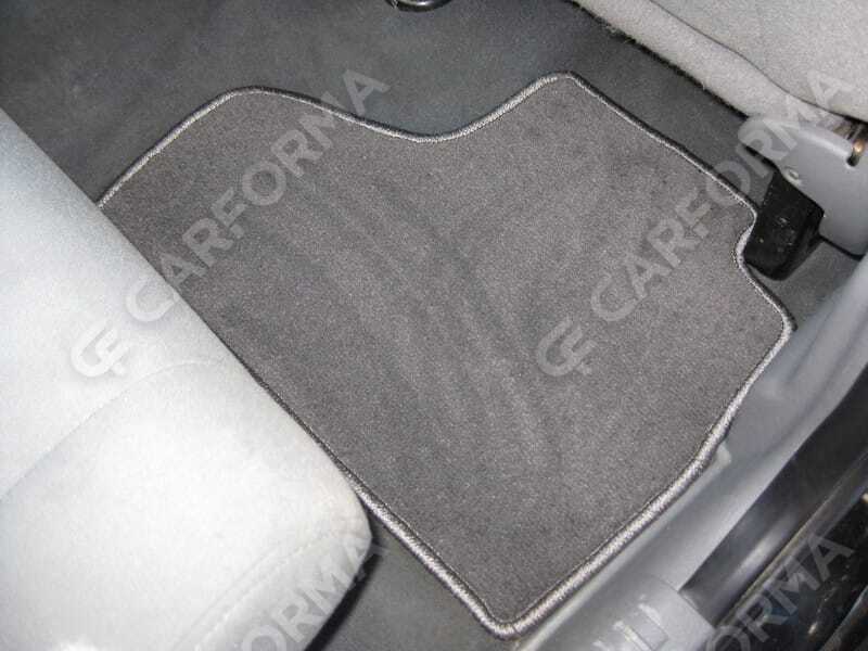 Ворсовые коврики на Jeep Liberty (KJ) 2001&nbsp;-&nbsp;2007 в Хабаровске