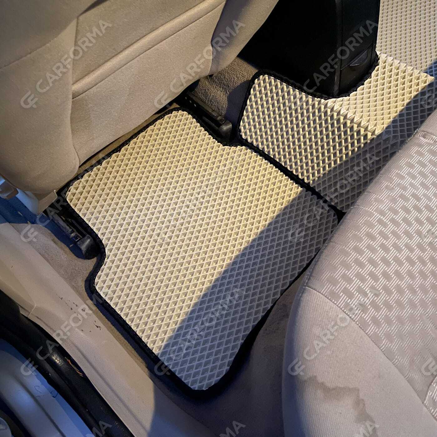 Коврики на Ford Mondeo III 2000&nbsp;-&nbsp;2007 в Хабаровске