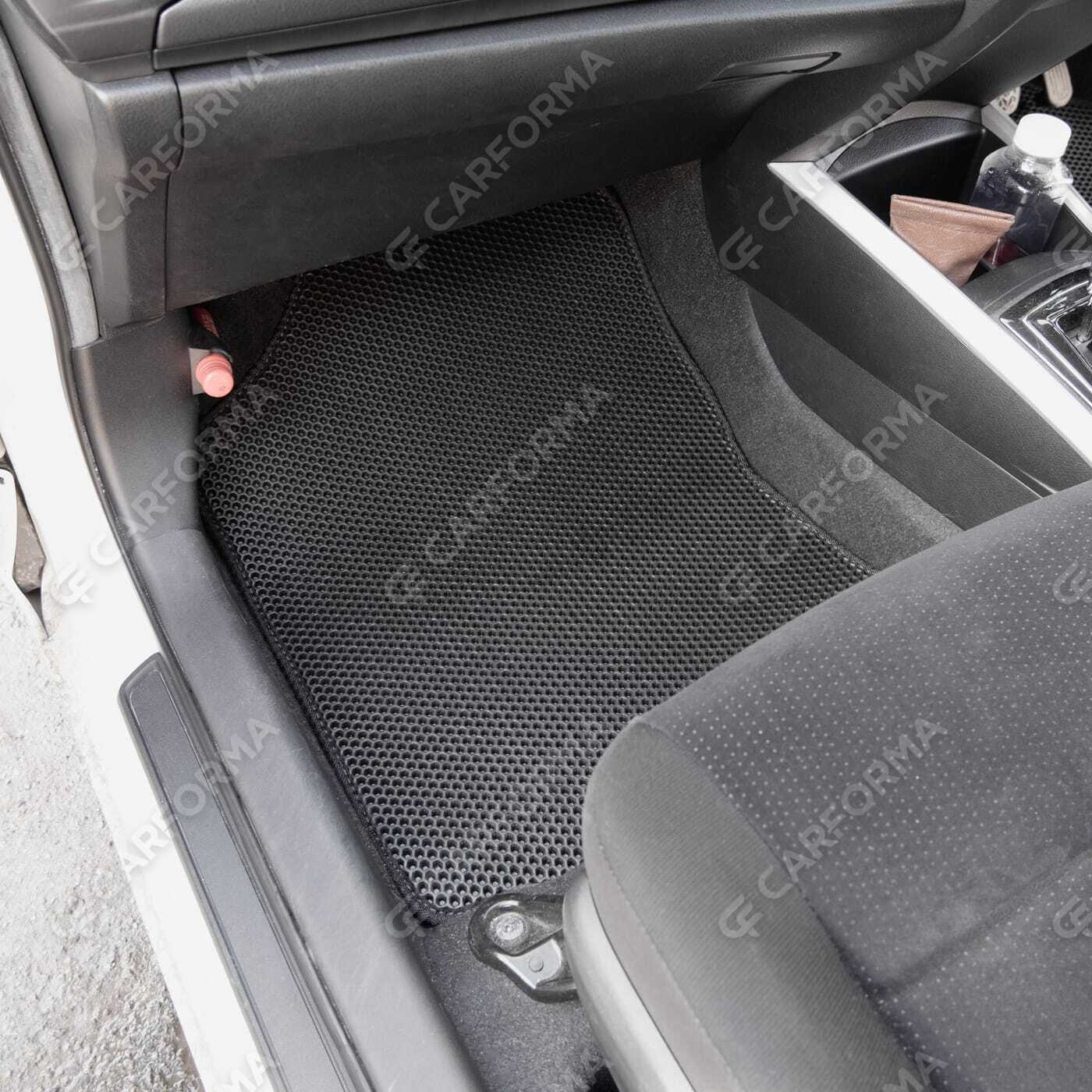 Ворсовые коврики на Toyota Corolla Fielder (E16) 2й рестайлинг 2017&nbsp;-&nbsp;2026 в Хабаровске