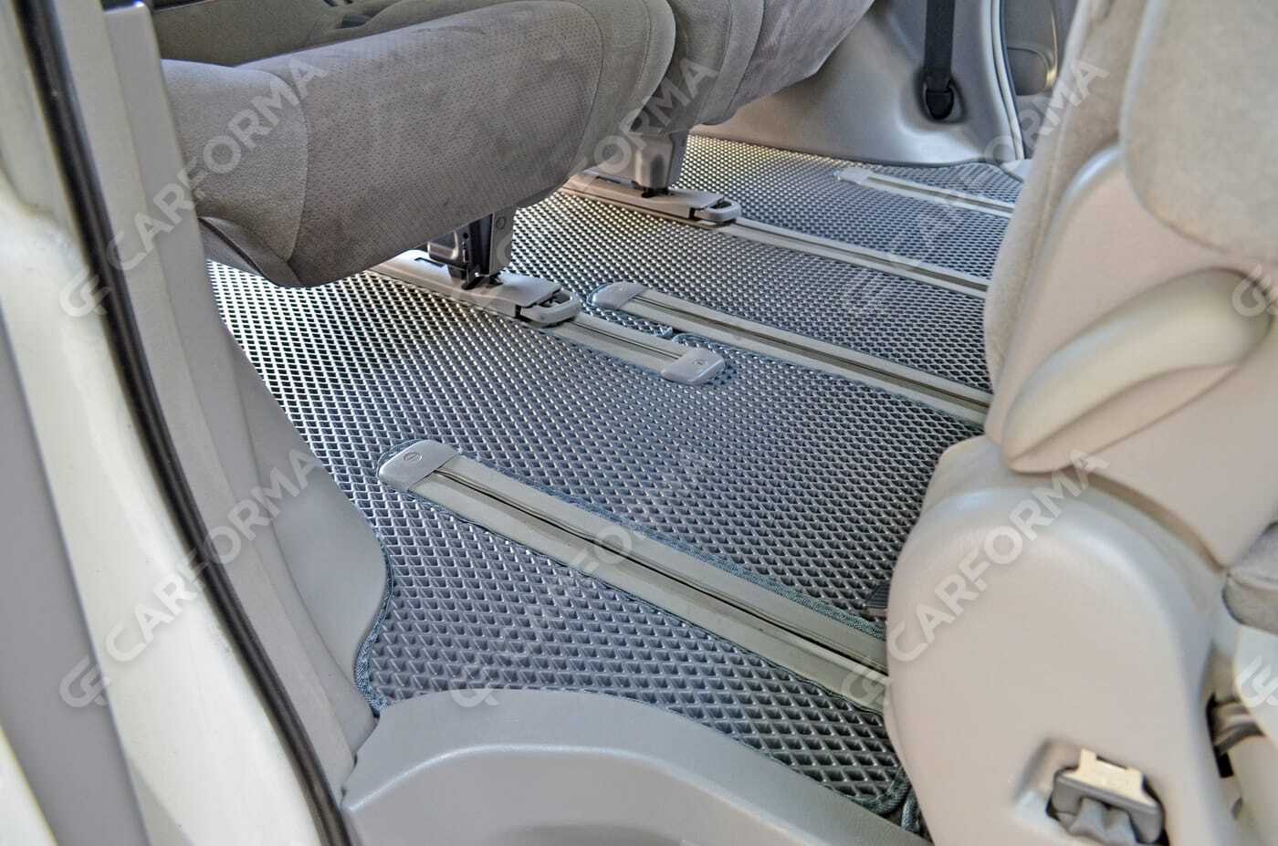 EVA коврики на Toyota Alphard (H10) 2002&nbsp;-&nbsp;2008 в Хабаровске