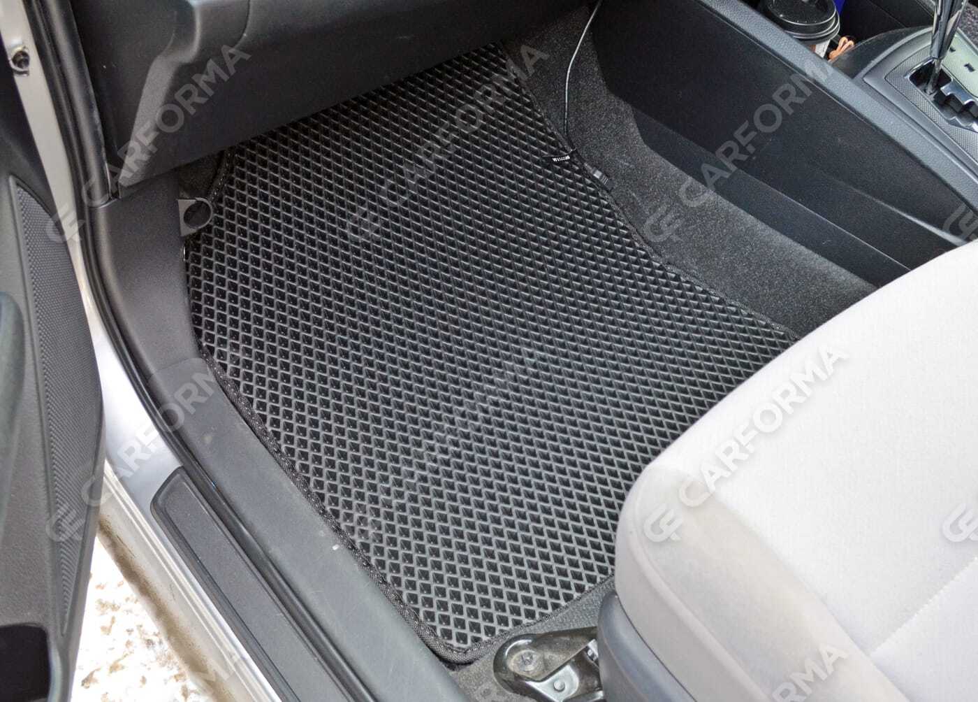 Ворсовые коврики на Toyota Corolla Axio (E16) 2012&nbsp;-&nbsp;2026 в Хабаровске